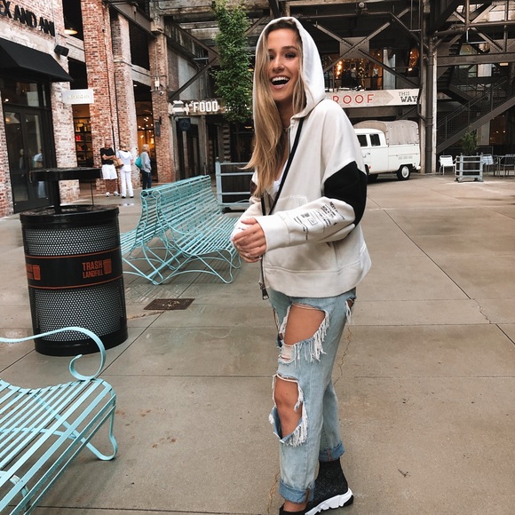 Meet your Posher, Daniela - Picture 4 of 7